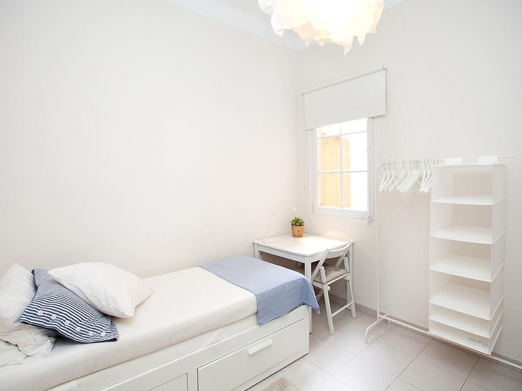 Apartment Sants-Les Corts Galileu By Interhome Barcelona Exteriör bild
